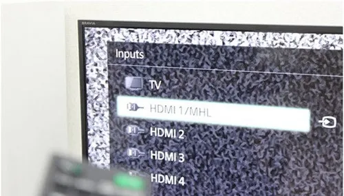 Tín hiệu màn hình tivi đang hiện chế độ chờ kết nối HDMI 1