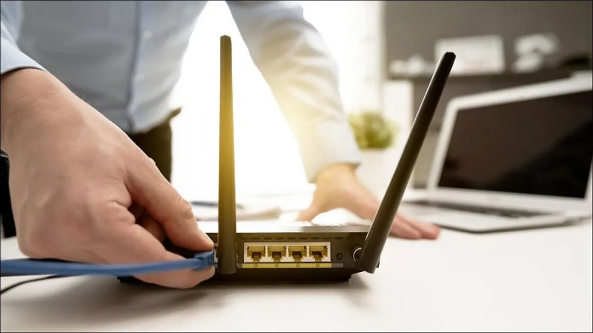Kiểm tra bộ phát sóng Wifi có hoạt động không và thử khởi động lại