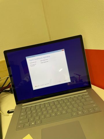 cách cài đặt chuột laptop Toàn diện cho mọi loại chuột (Có dây, Wireless 2.4GHz, Bluetooth)